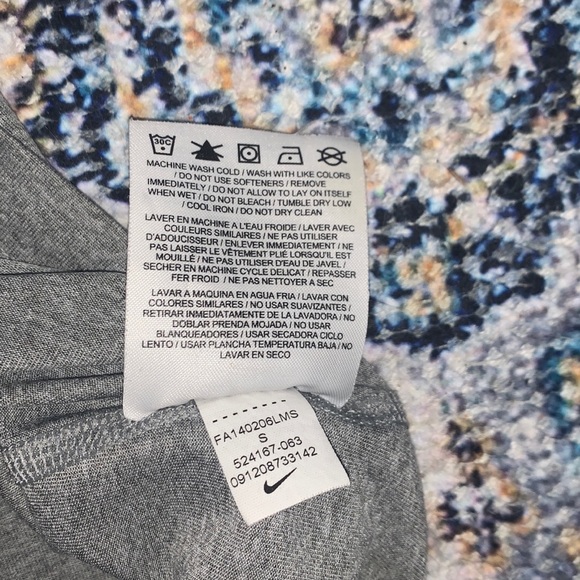 NIKE Dri-fit tank size S - Picture 7 of 7